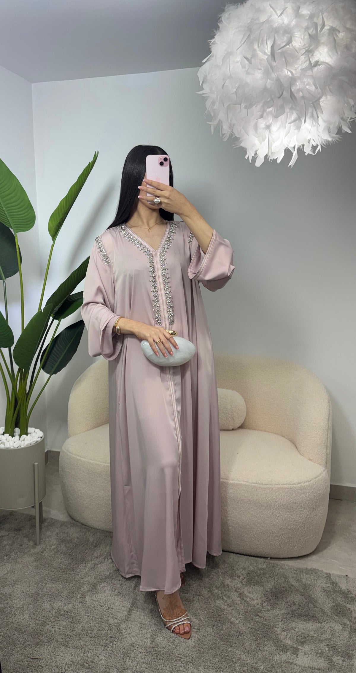 Abaya con pedreria