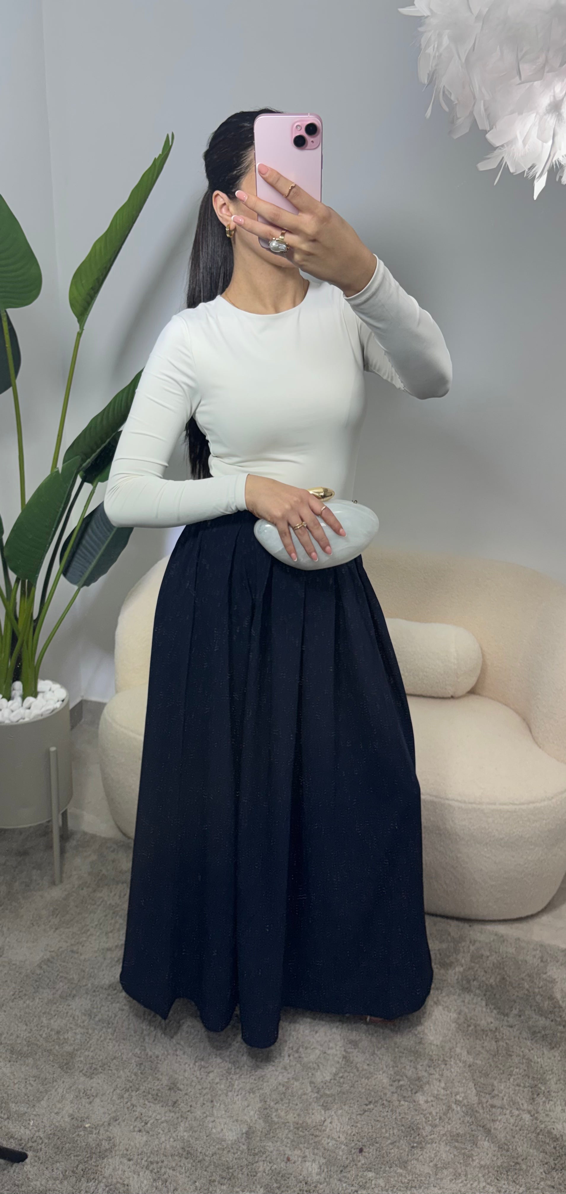 Falda con caída fluida