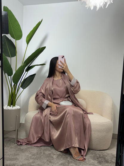 Abaya satinada tres piezas