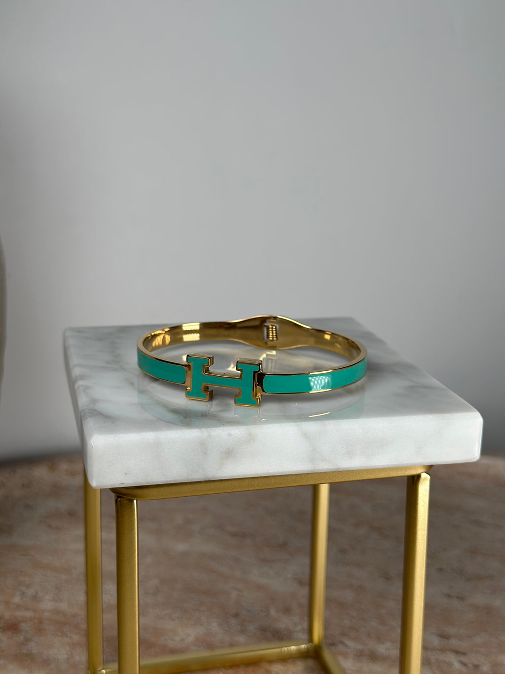 Pulsera H