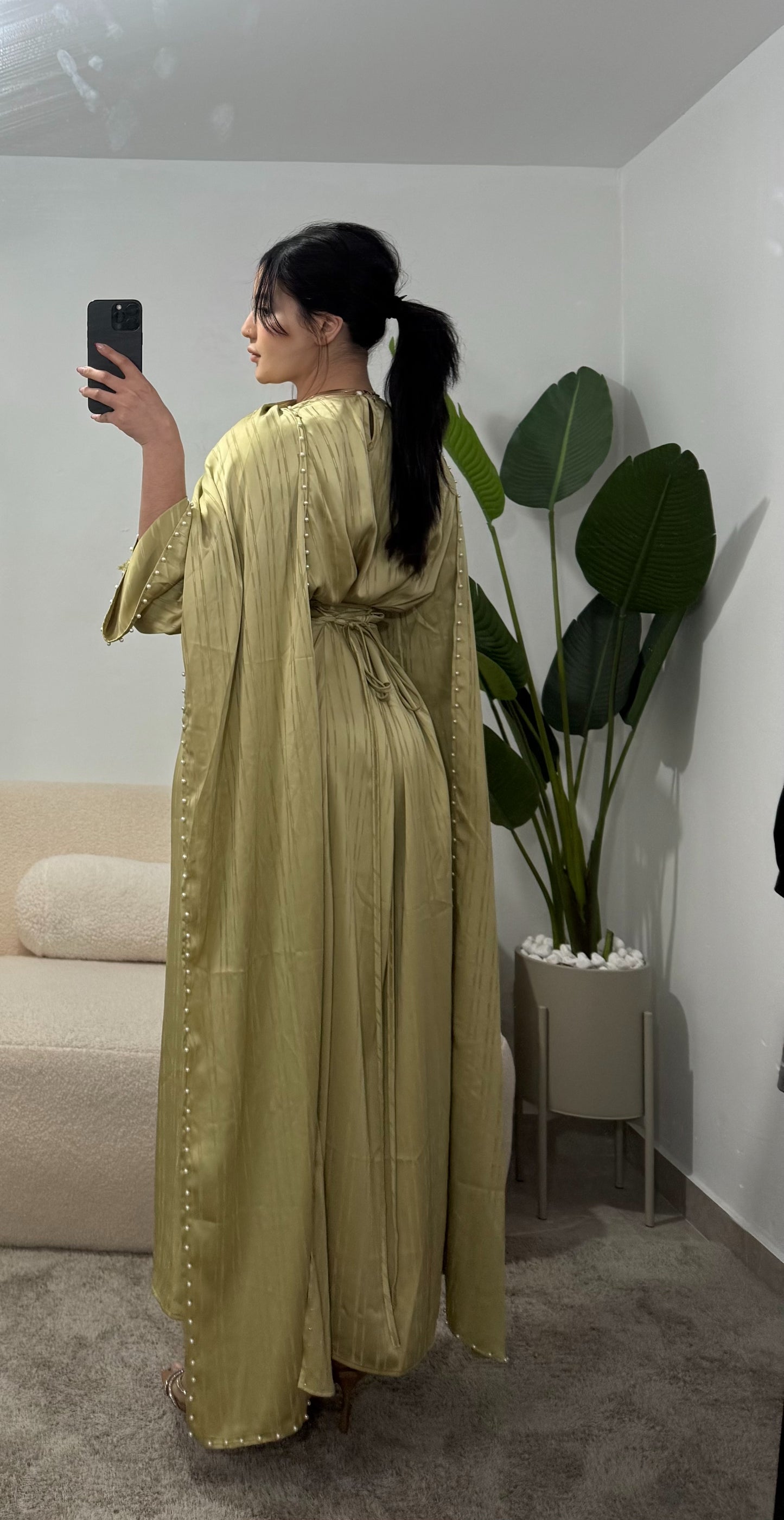 Abaya con ajuste en la cintura