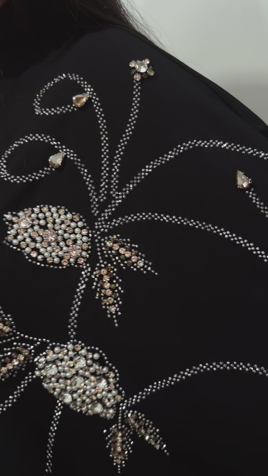 Abaya con pedreria